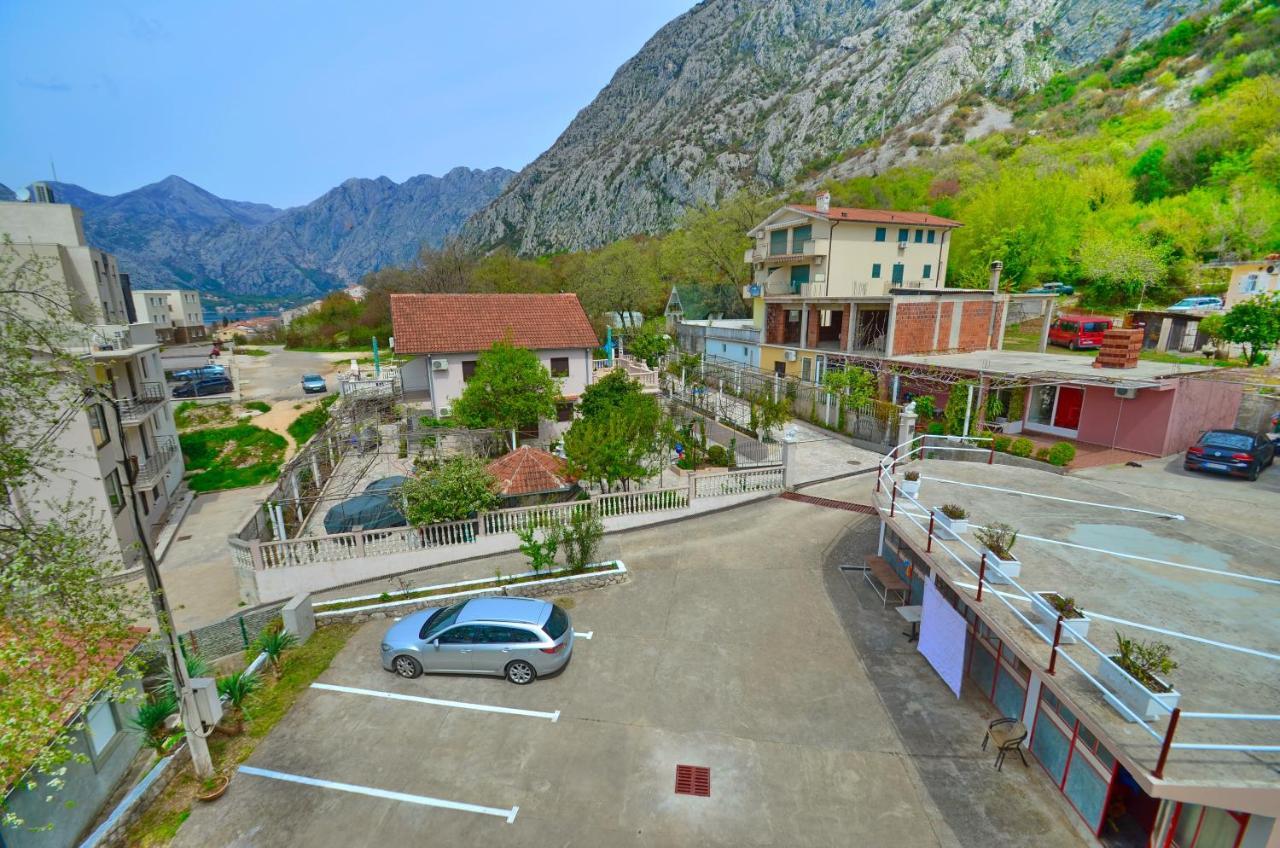 Apartments Blue Lagoon Kotor Luaran gambar