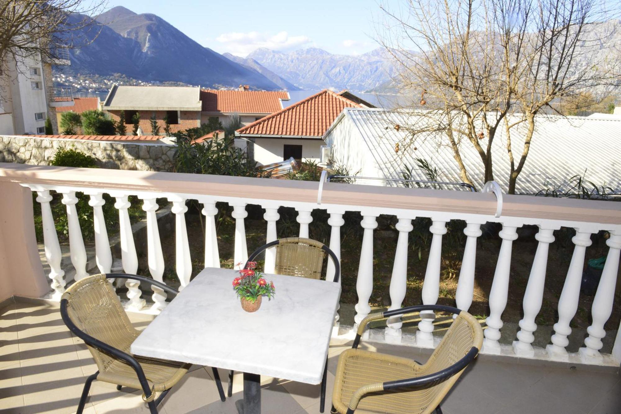 Apartments Blue Lagoon Kotor Bilik gambar